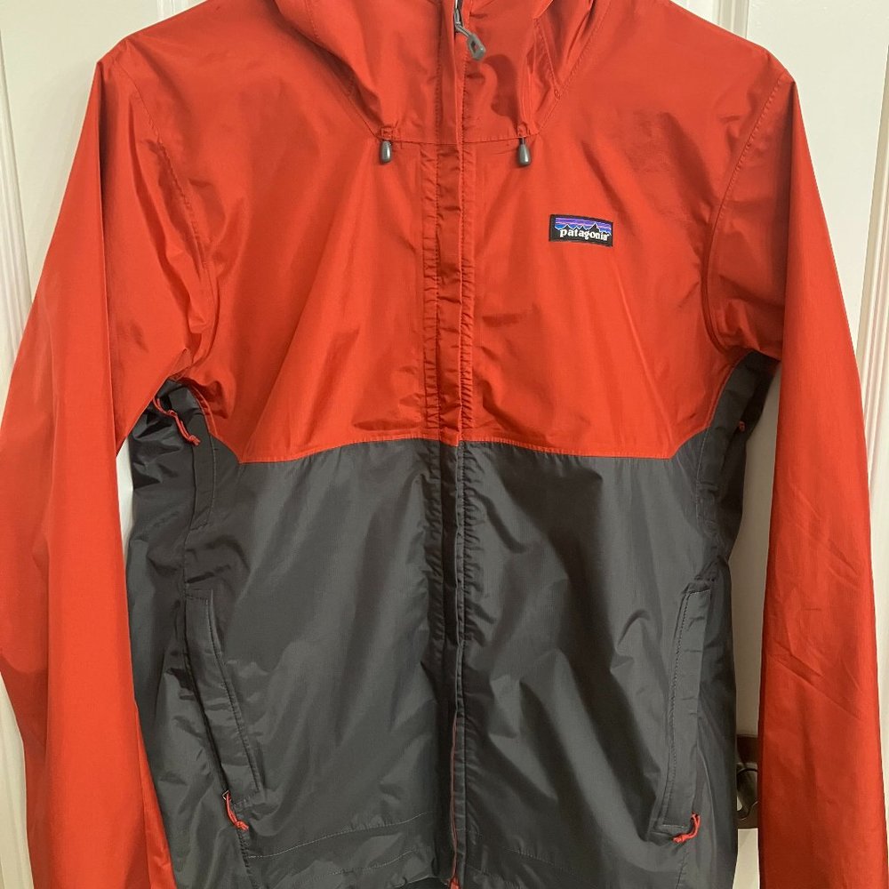 Patagonia rain jacket, mens S, rust red and charcoal